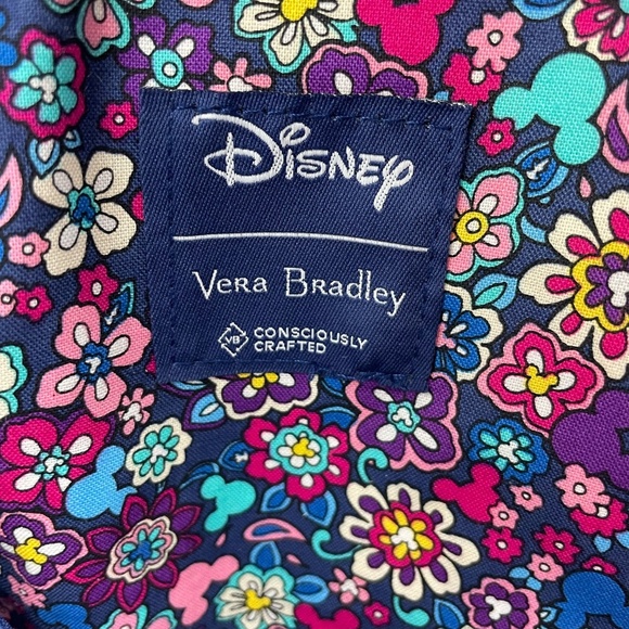Vera Bradley Disney Weekender Bag Sensational 6 Retired Design Paisley - Picture 5 of 11